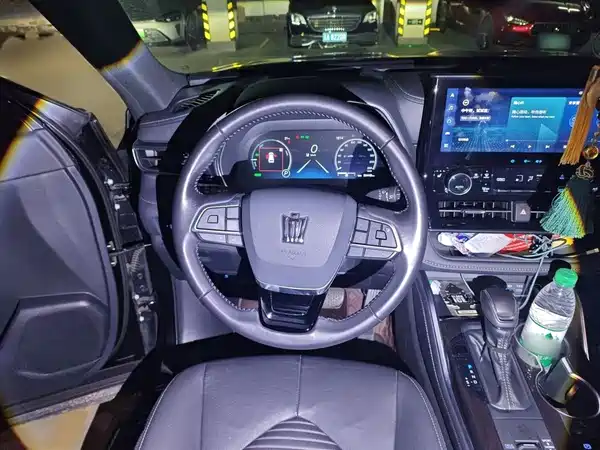 Toyota Crown Kluger 2022