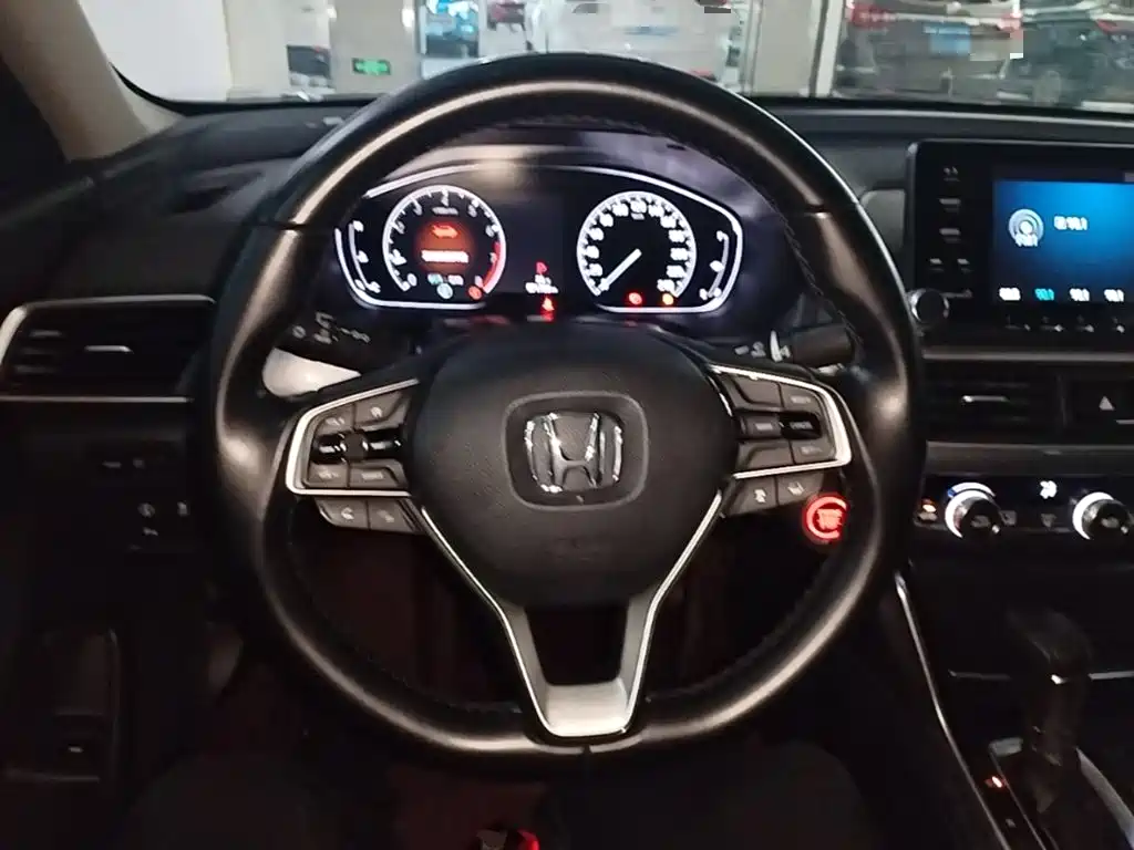 Honda Accord 2021 — фото 11