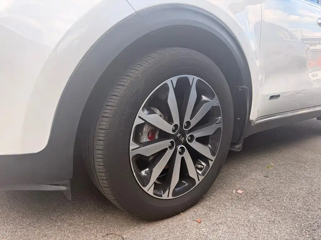 Kia KX5 2016 — фото 18