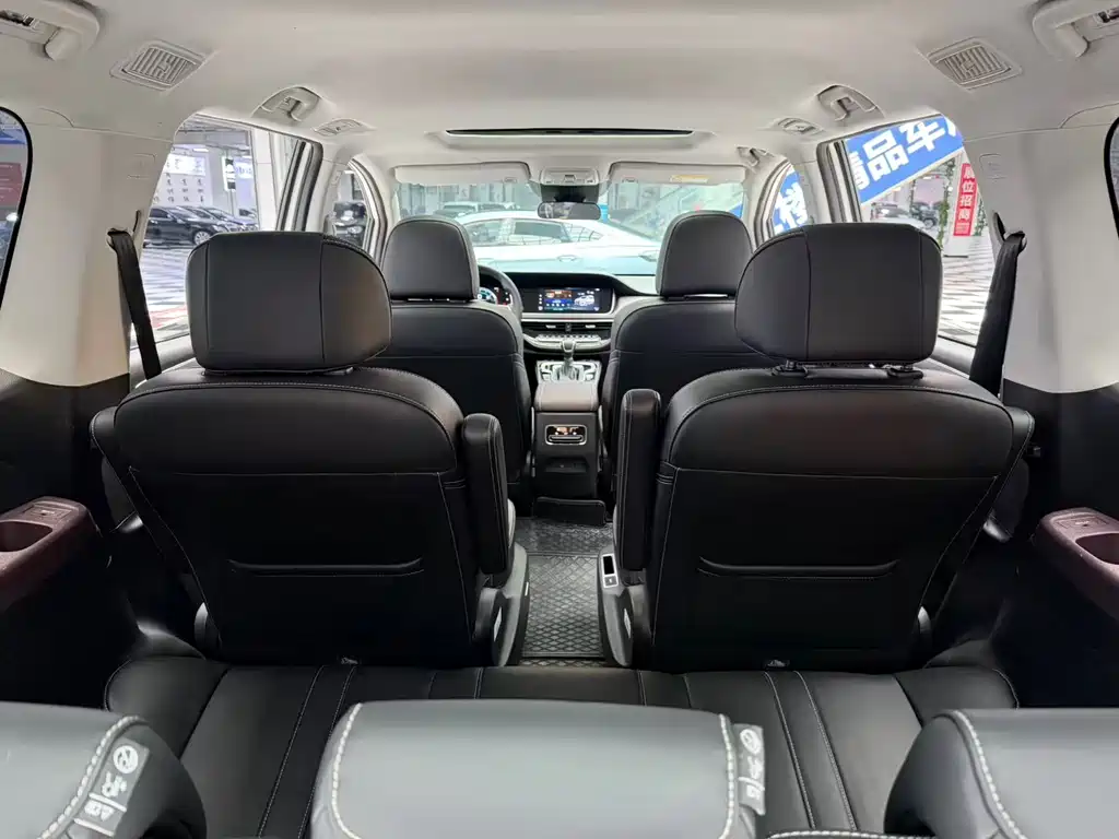 GAC Motor Trumpchi M6 2021 — фото 15