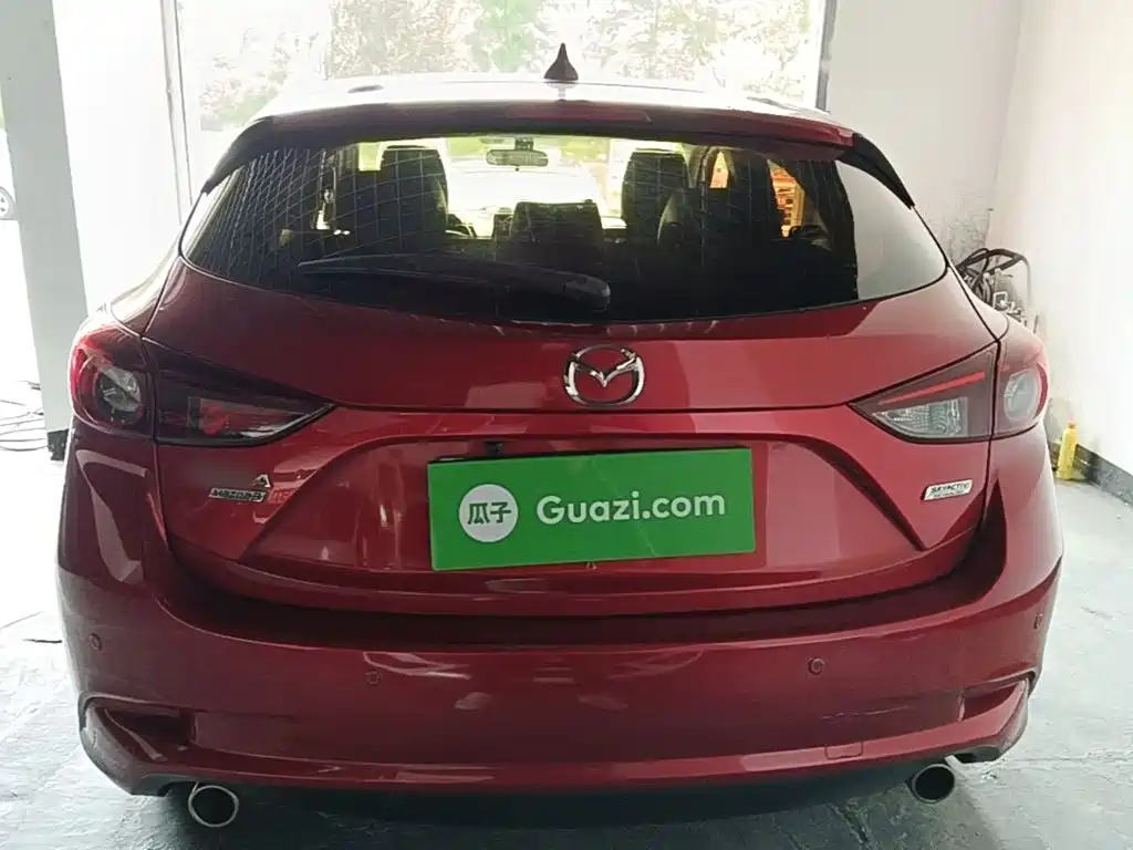 Mazda 3 Axela 2018 — фото 6