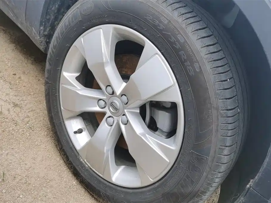 Volvo XC40 2021