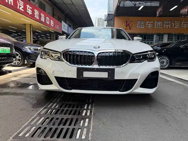 BMW 3 Series 2022