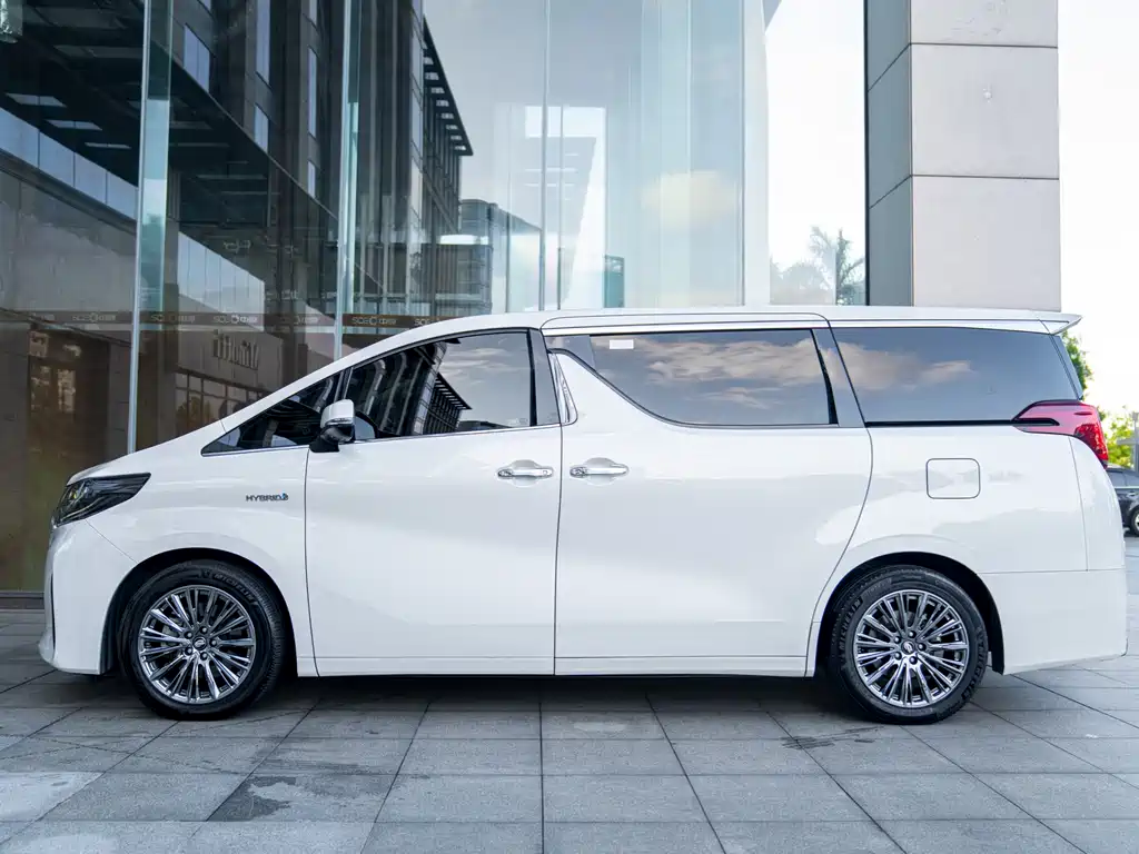Toyota Alphard 2021 — фото 7