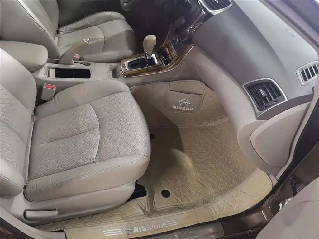 Nissan Sylphy 2015 — фото 25