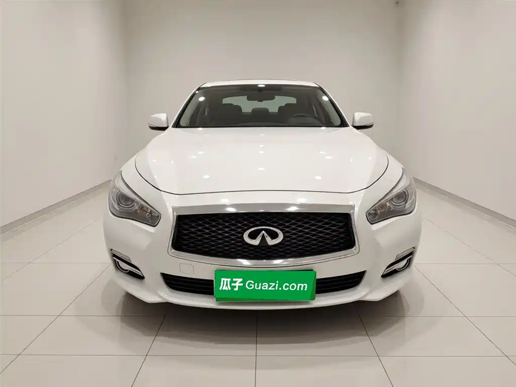 Infiniti Q50L 2016 — фото 3