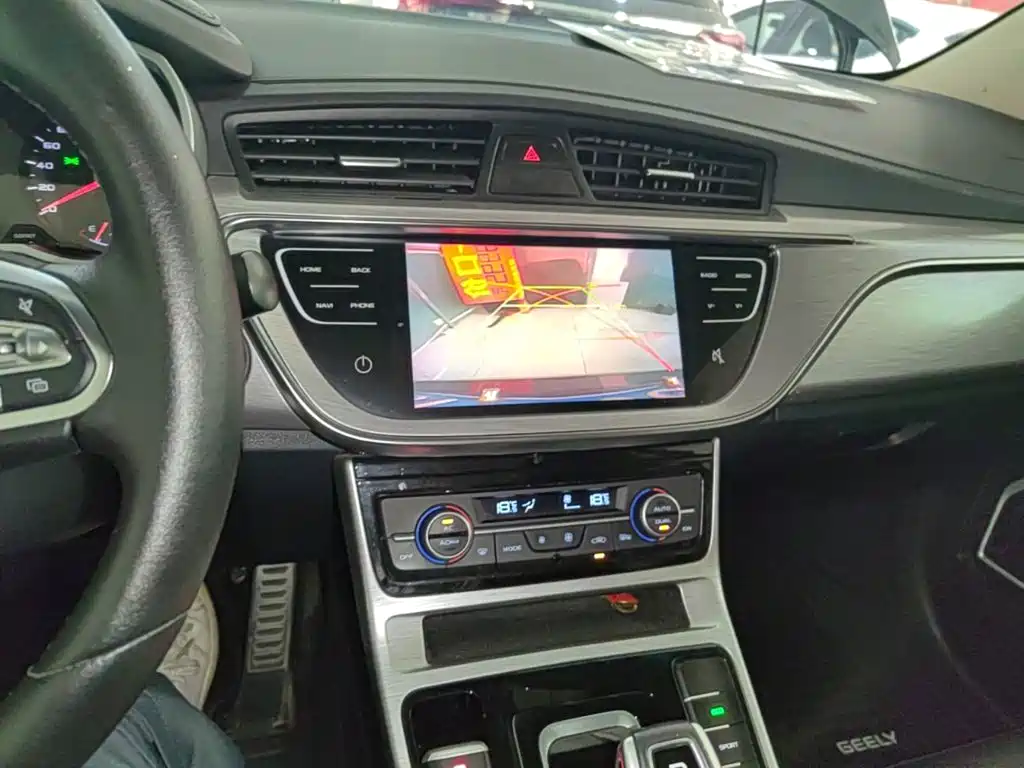 Geely Emgrand GS 2019 — фото 13