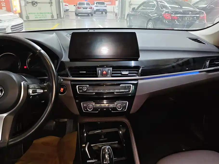 BMW X1 2021 — фото 13