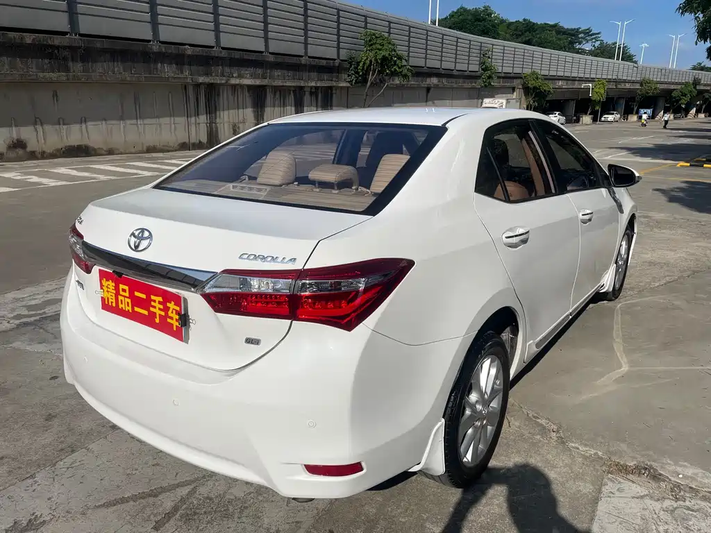 Toyota Corolla 2015