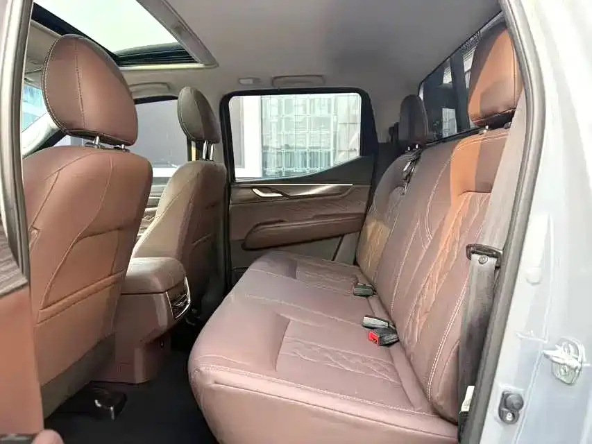 Dongfeng Ruiqi 7 2023 — фото 4