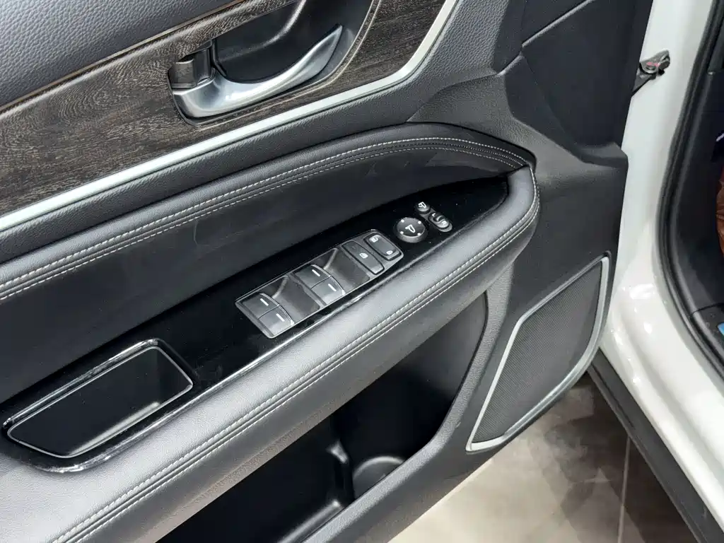 Honda UR-V 2023 — фото 19