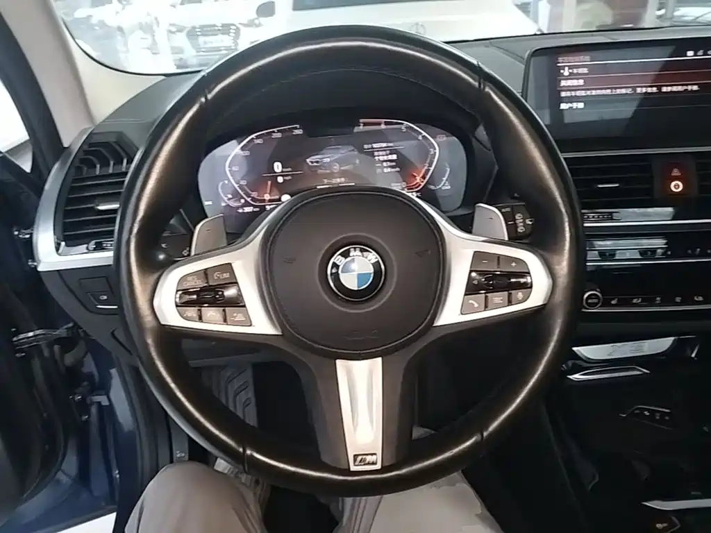 BMW X3 2020 — фото 11