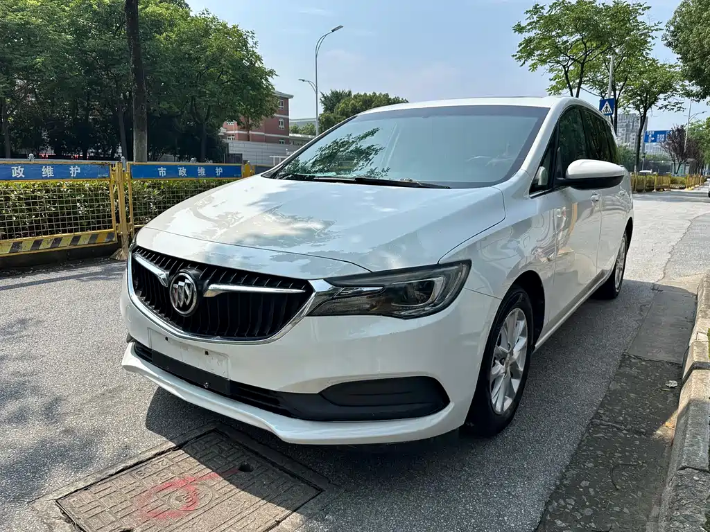 Buick GL6 2017