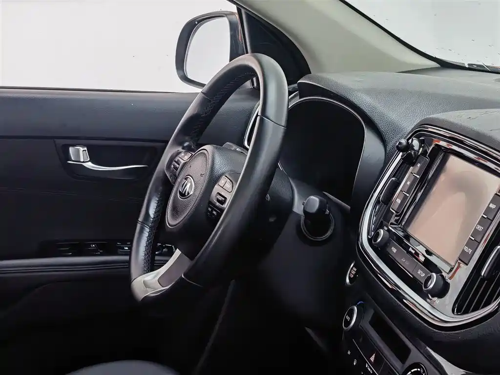 Kia KX3 2015 — фото 22