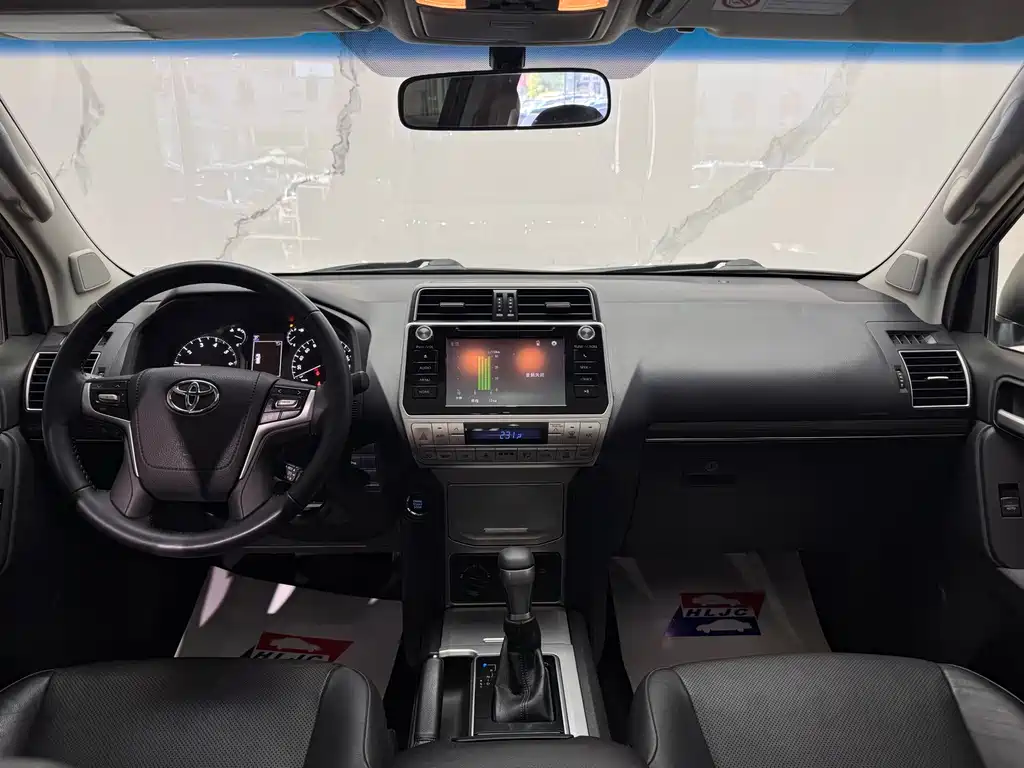 Toyota Prado 2018 — фото 10