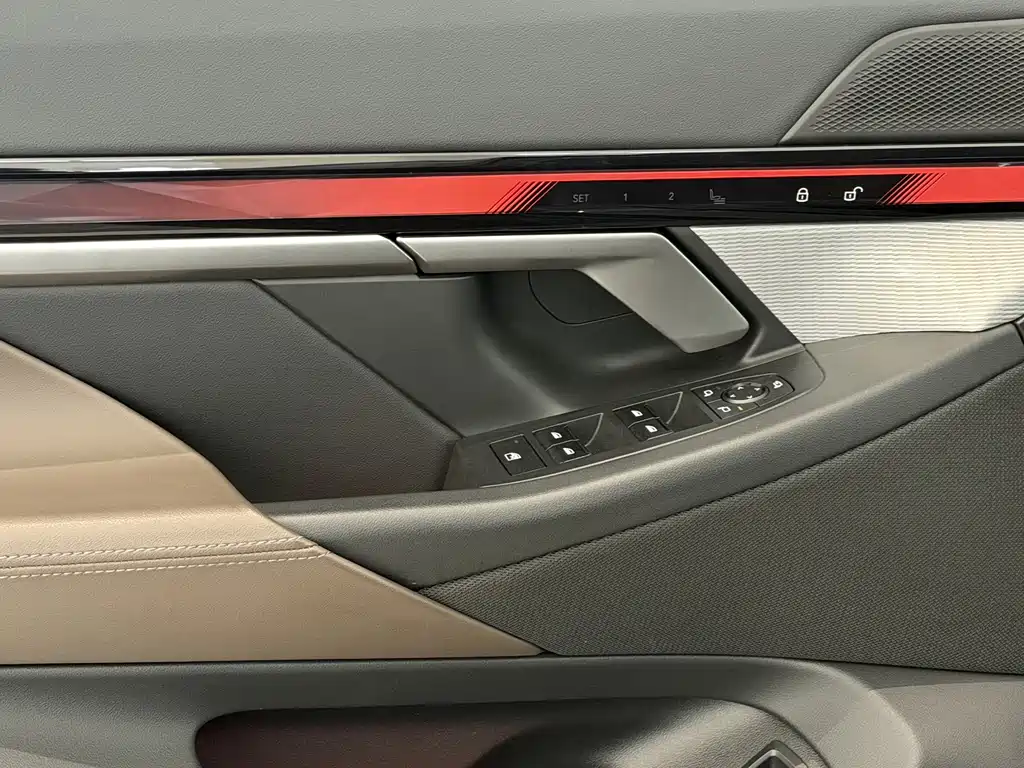 BMW 5 Series 2024 — фото 20
