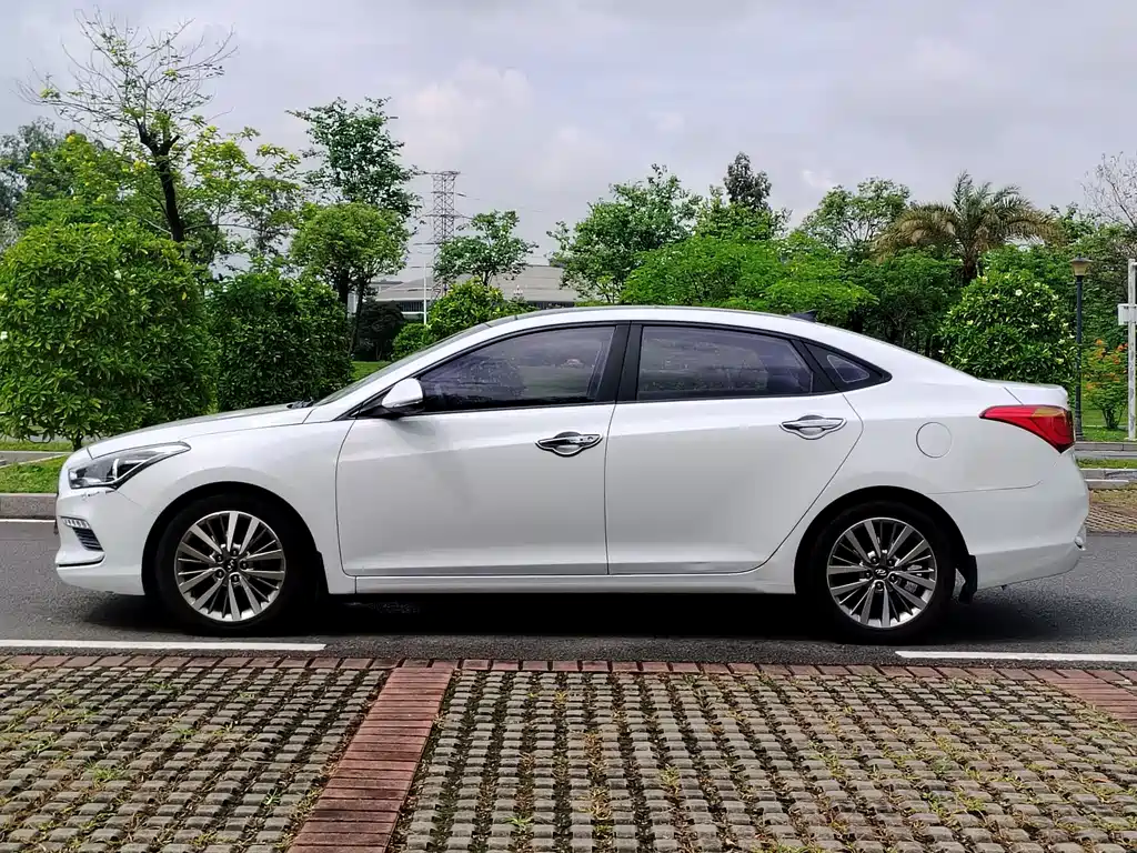 Hyundai Mistra 2018 — фото 9