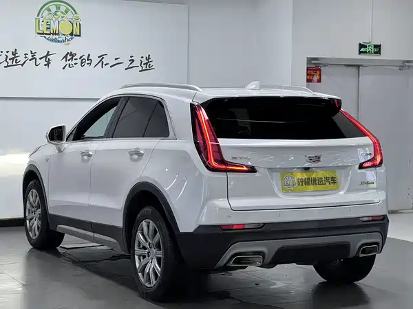 Cadillac XT4 2022