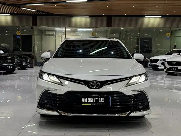 Toyota Camry 2023