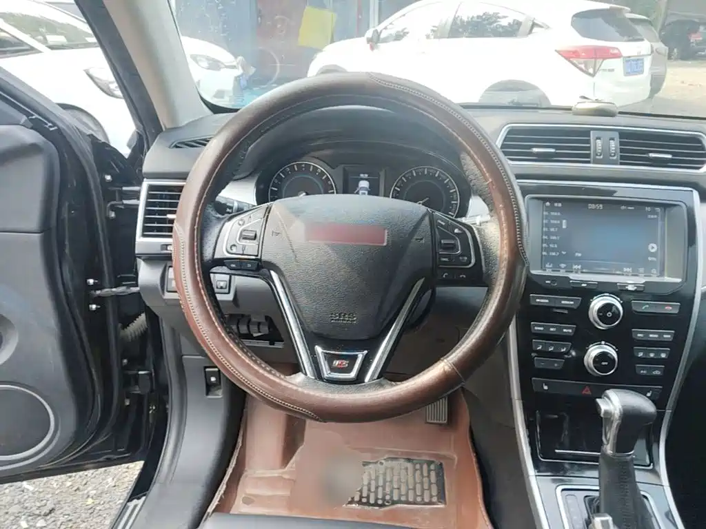 Haval H2 2015 — фото 11