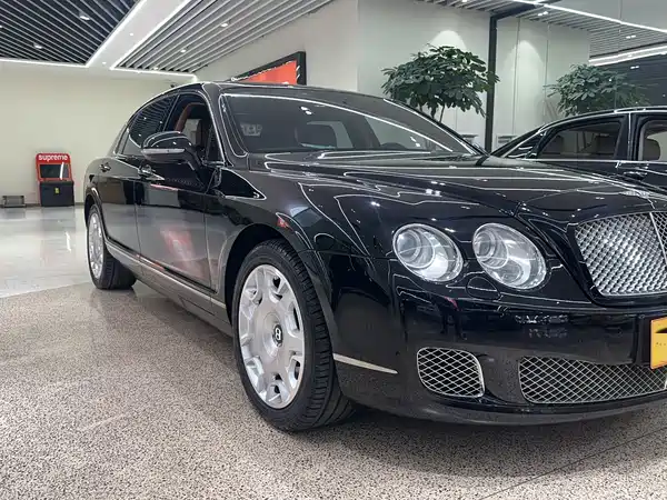 Bentley Flying Spur 2012