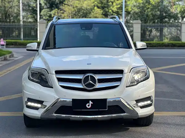 Mercedes-Benz GLK-Class 2015