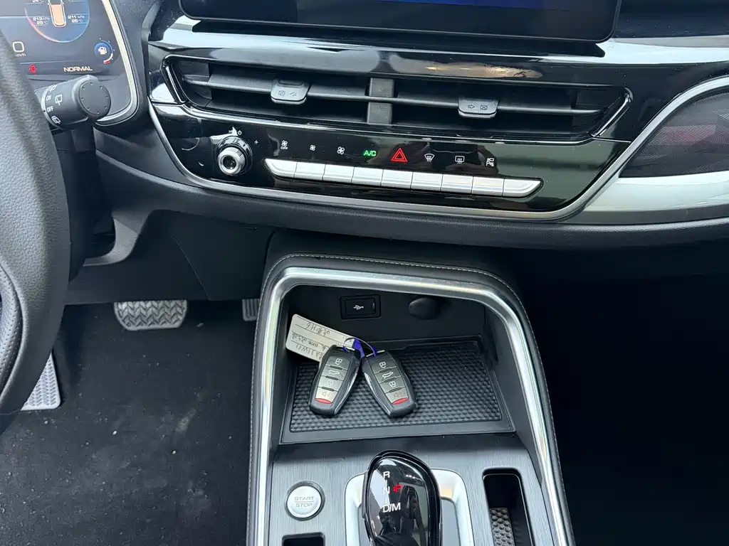 Haval H6 2023 — фото 12