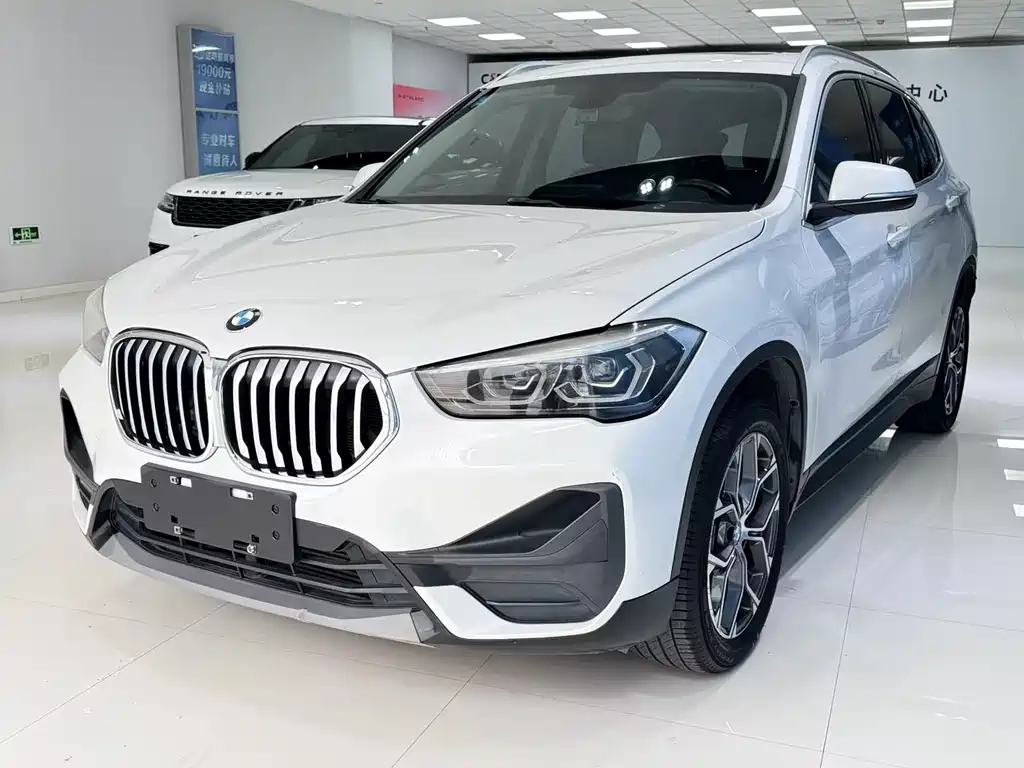 BMW X1 2020 — фото 1