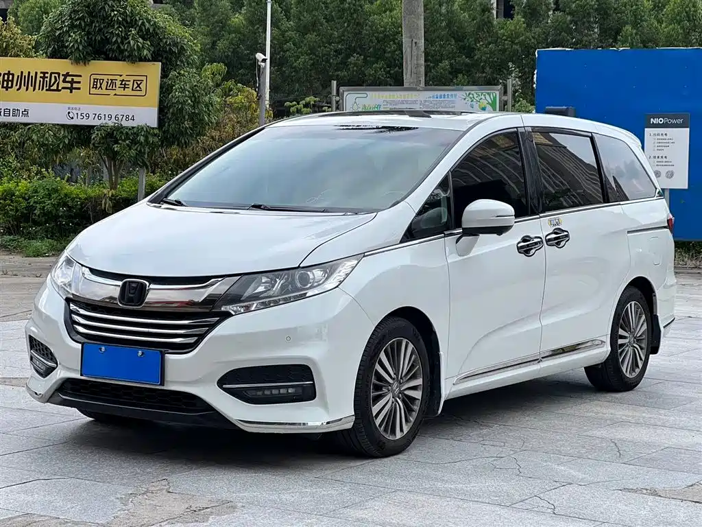 Honda Odyssey 2019 — фото 3
