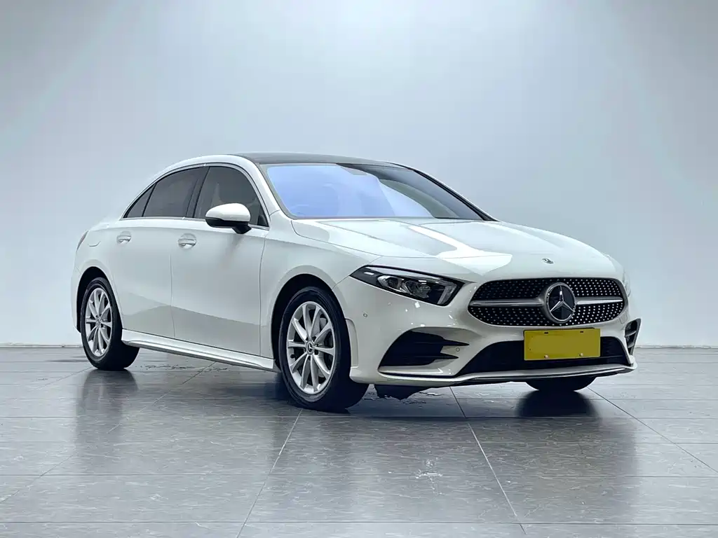 Mercedes-Benz A-Class 2021 — фото 20