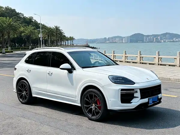 Porsche Cayenne 2011