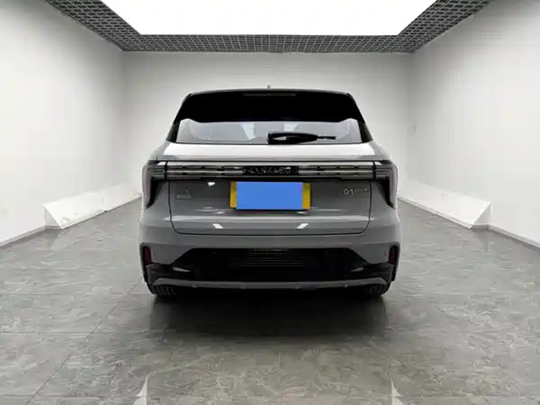 Lynk & Co 01 2023