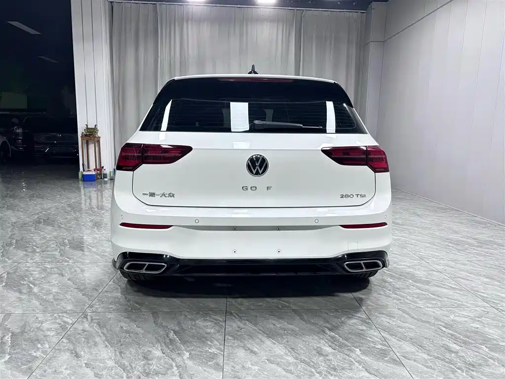Volkswagen Golf 2022