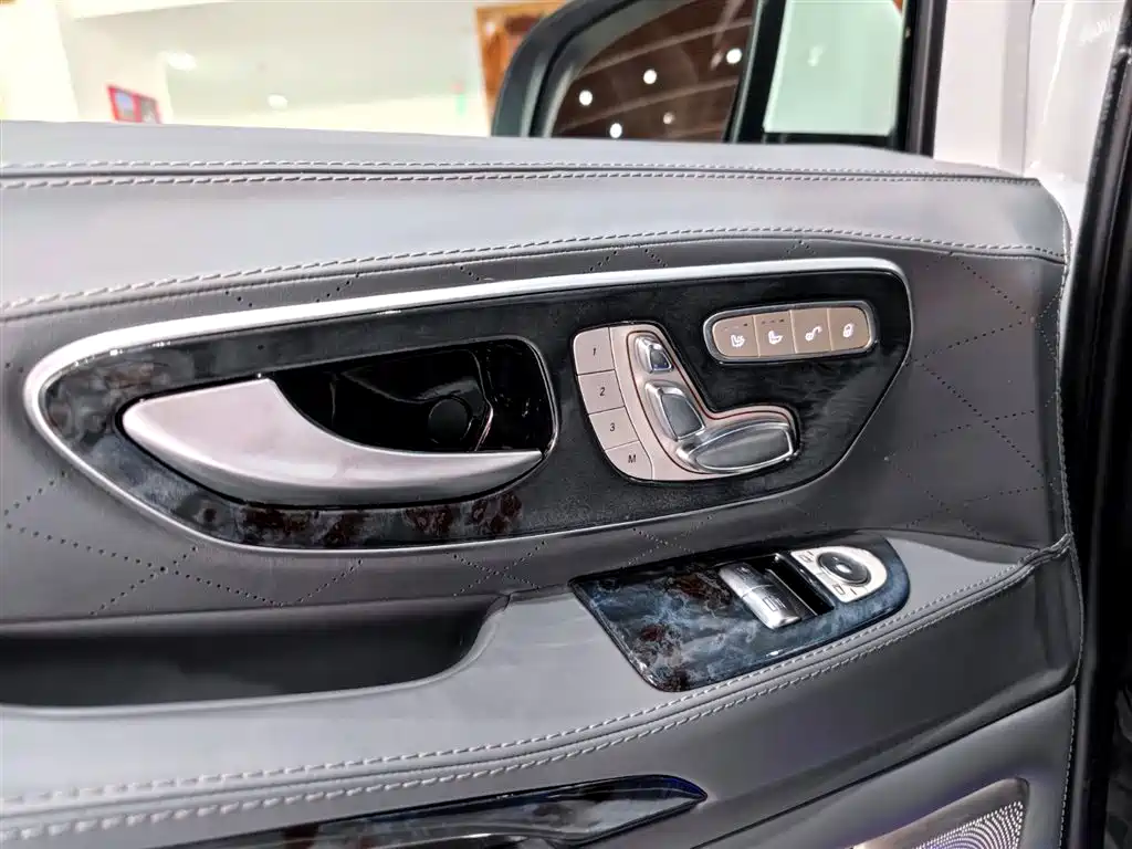 Mercedes-Benz Vito 2023 — фото 21