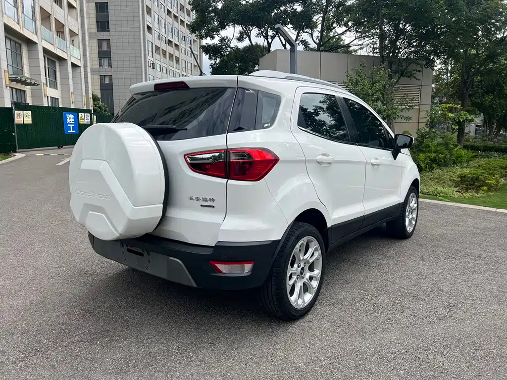 Ford Ecosport 2018 — фото 15