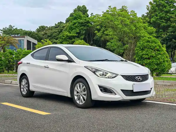 Hyundai Elantra Langdong 2016