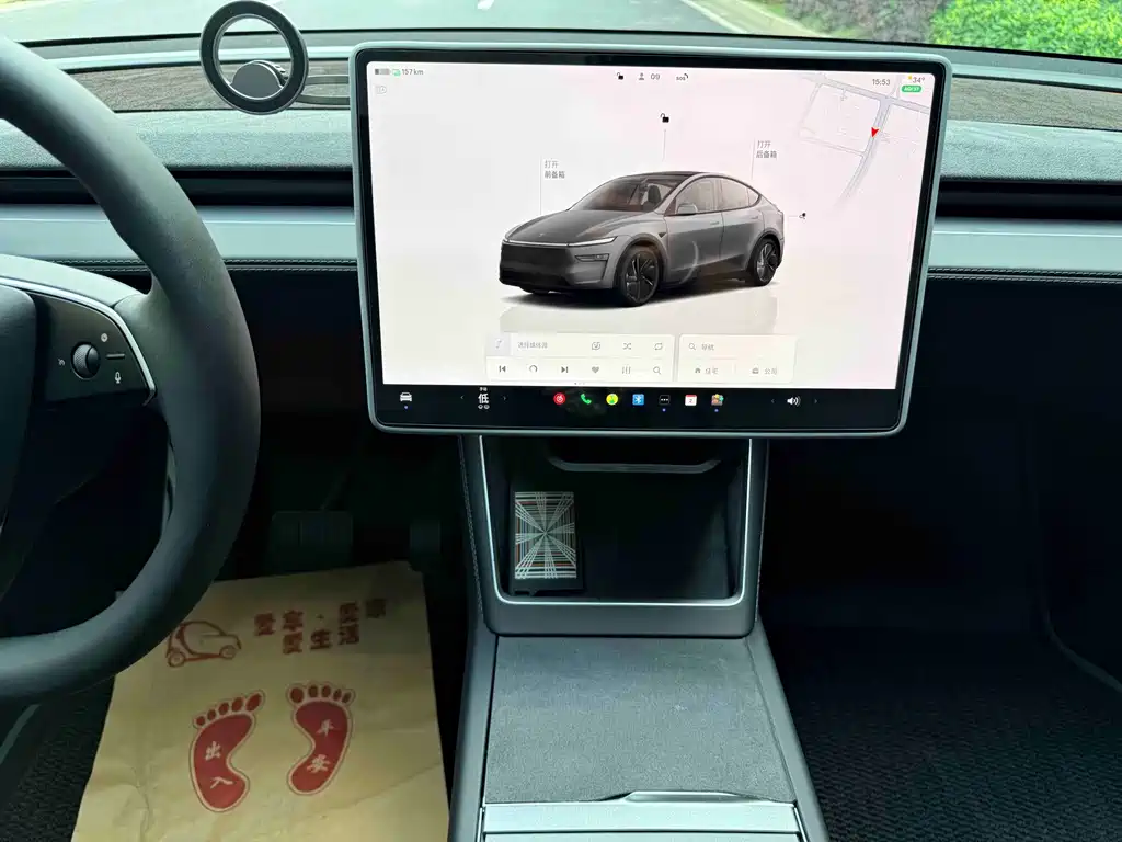 Tesla Model Y 2025 — фото 16