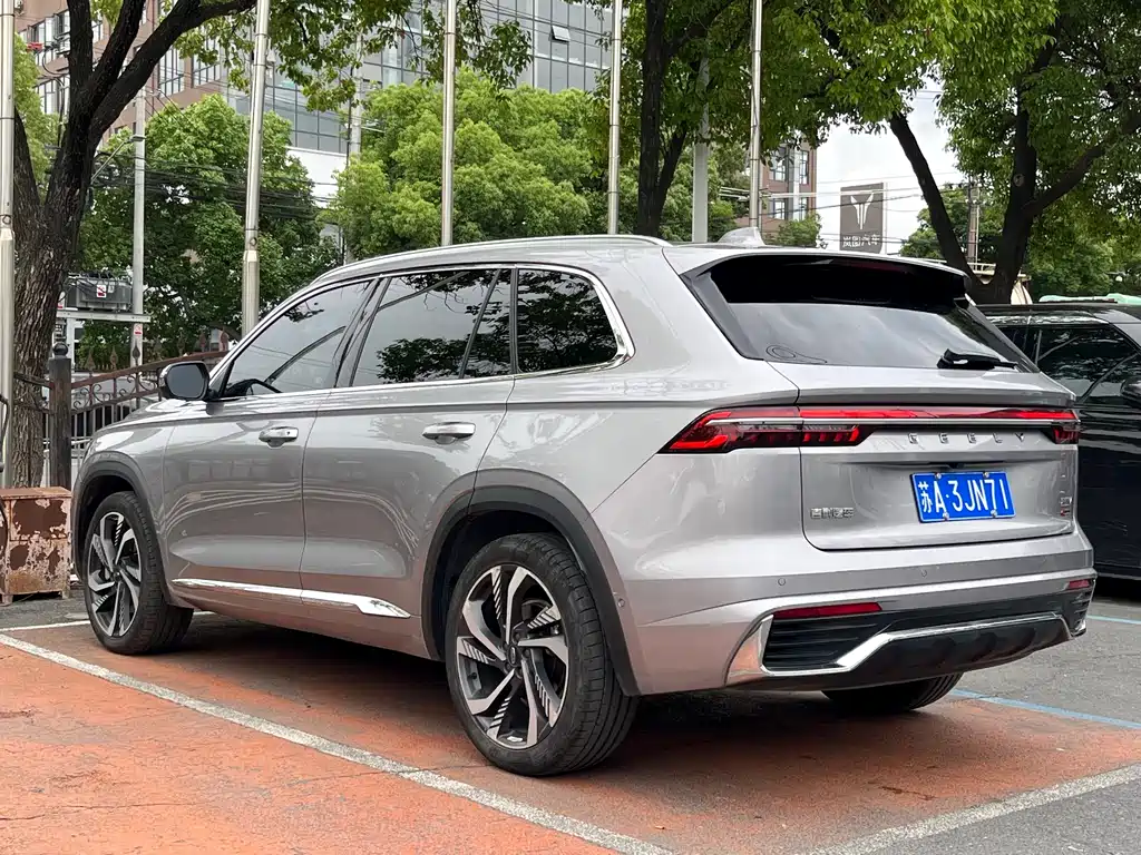 Geely Xingyue L 2022 — фото 5