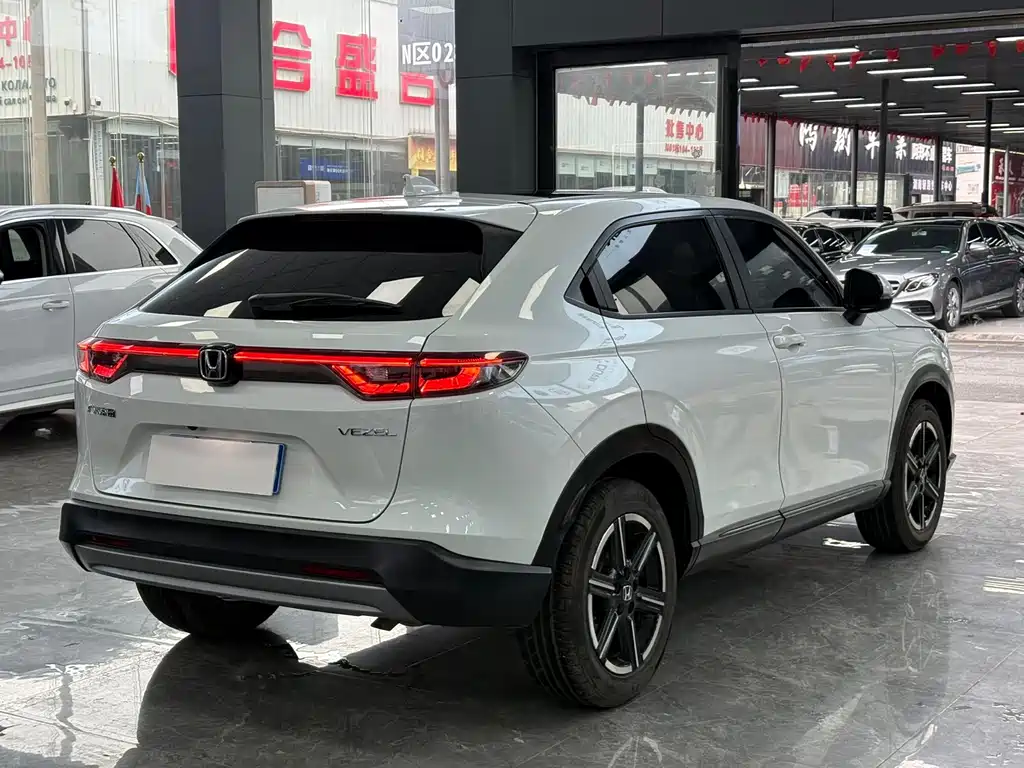 Honda Vezel 2023 — фото 17