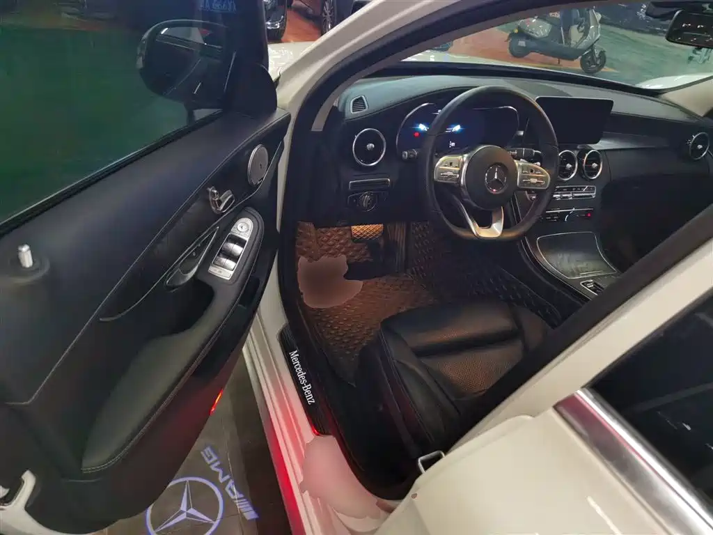 Mercedes-Benz C-Class 2021 — фото 12
