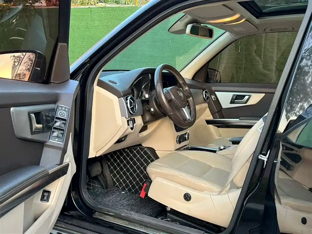 Mercedes-Benz GLK-Class 2013