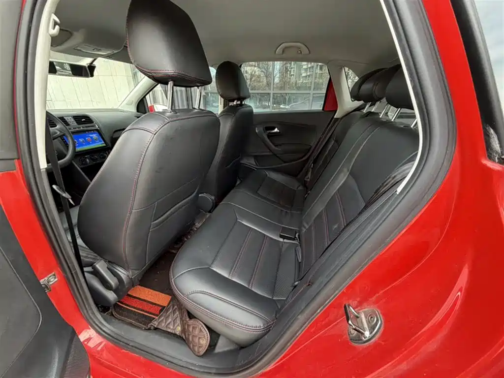 Volkswagen Polo 2018 — фото 13