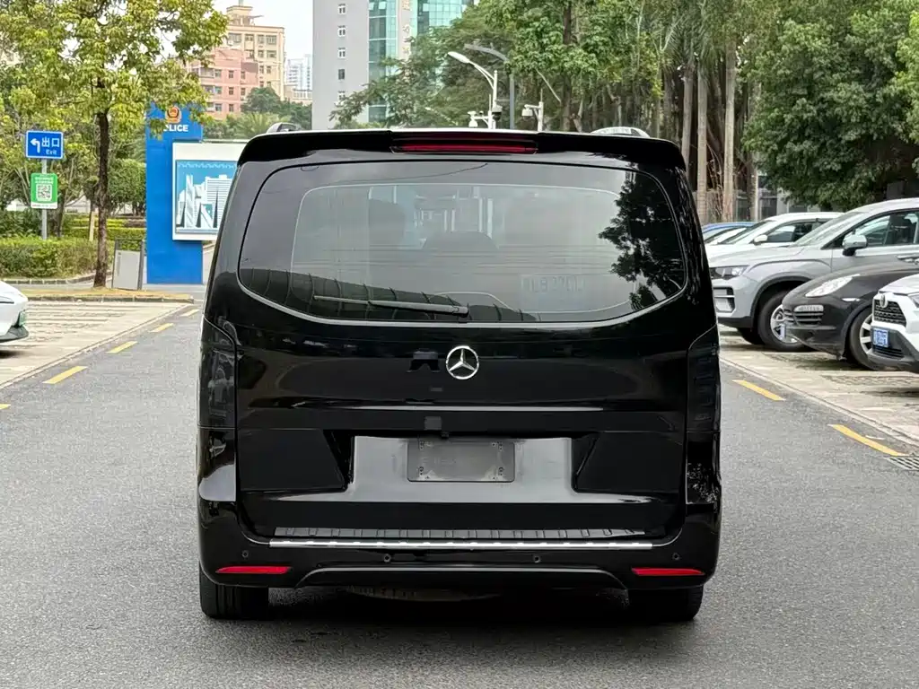 Mercedes-Benz Vito 2022 — фото 10