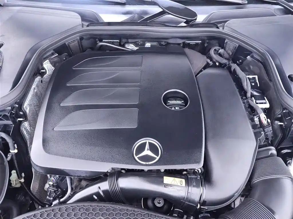 Mercedes-Benz E-Class 2023 — фото 24