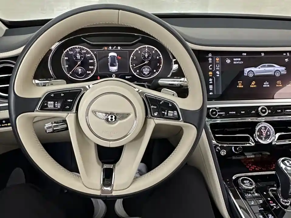 Bentley Flying Spur 2021 — фото 7
