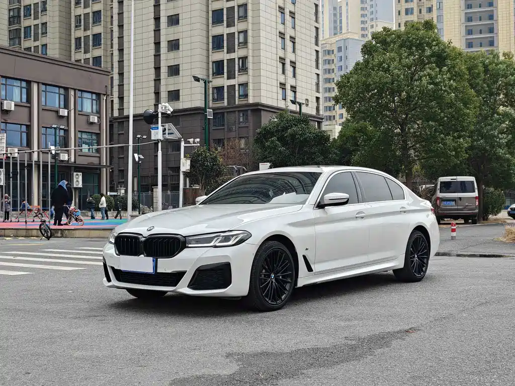 BMW 5 Series 2022
