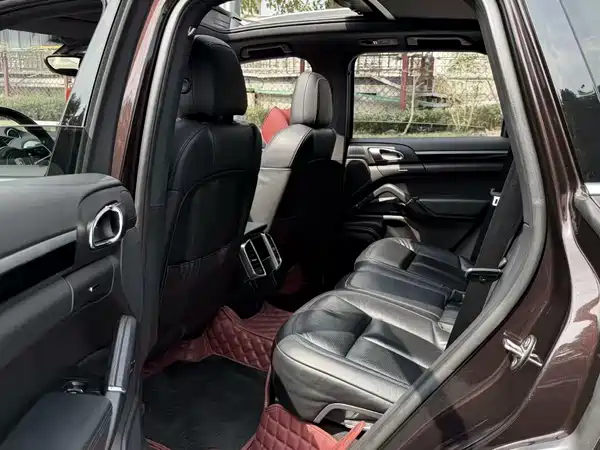 Porsche Cayenne 2015