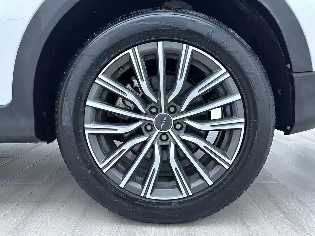 Jetour Jietu X70 PLUS 2023 — фото 21