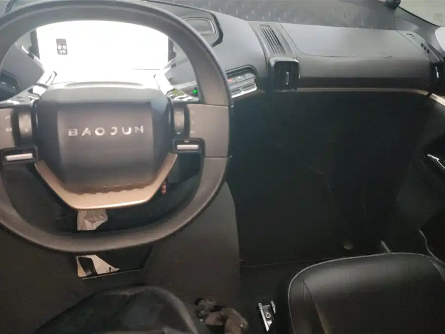 Baojun KiWi EV 2022 — фото 12