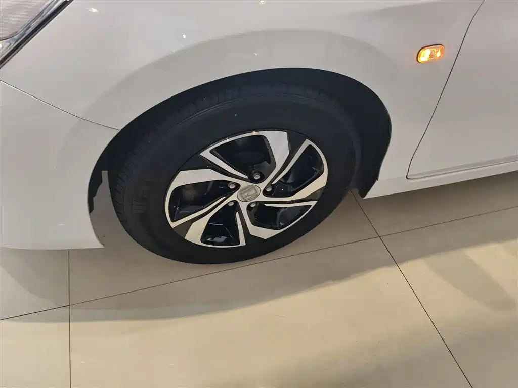 Honda Accord 2016 — фото 25